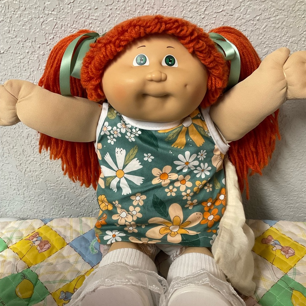 VTG Cabbage Patch Kid Girl First Edition Hong Kong Red Hair Green Eyes HM#3 1983